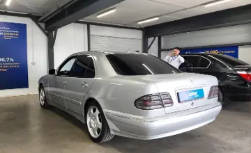 Mercedes-Benz E-Класс 1999 года за 5 000 000 тг. в Астана фото 4