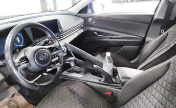 Hyundai Elantra 2023 года за 8 200 000 тг. в Астана фото 5
