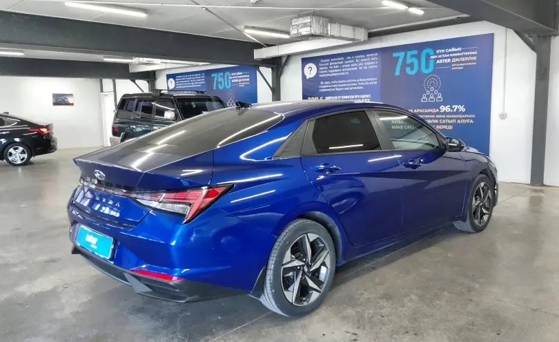 Hyundai Elantra 2023 года за 8 200 000 тг. в Астана фото 3