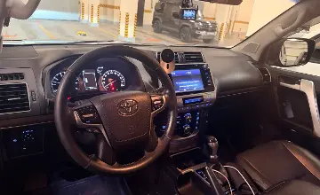 Toyota Land Cruiser Prado 2018 года за 29 000 000 тг. в Алматы