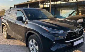 Toyota Highlander 2021 года за 18 500 000 тг. в Караганда фото 3
