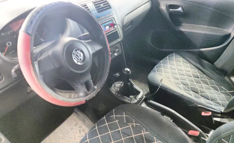 Volkswagen Polo 2013 года за 2 600 000 тг. в Астана фото 5