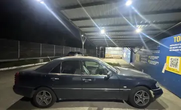 Mercedes-Benz C-Класс 1996 года за 1 100 000 тг. в Усть-Каменогорск фото 4