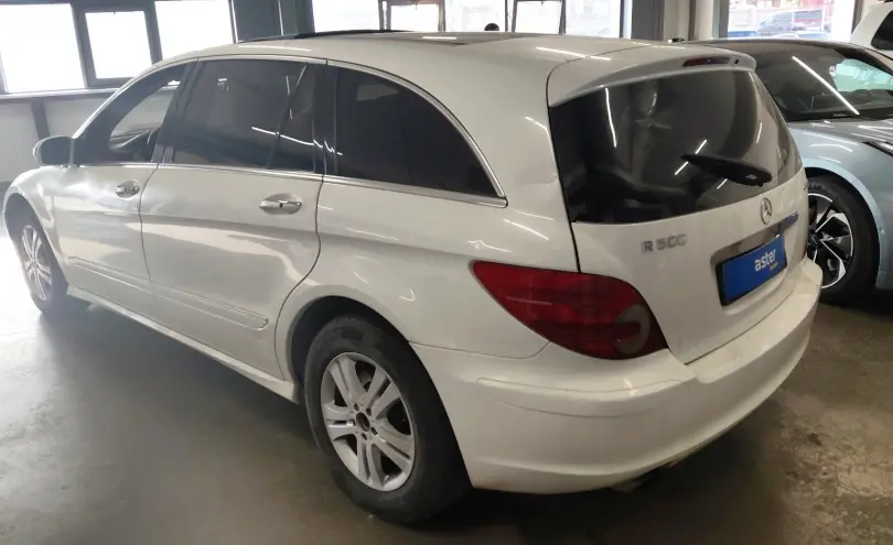 Mercedes-Benz R-Класс 2006 года за 3 500 000 тг. в Астана фото 4
