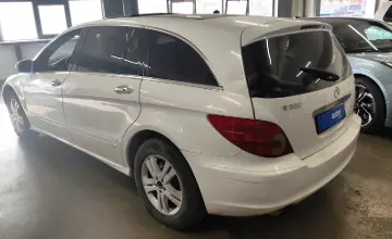 Mercedes-Benz R-Класс 2006 года за 3 500 000 тг. в Астана фото 4