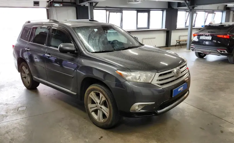 Toyota Highlander 2012 года за 11 500 000 тг. в Астана фото 2