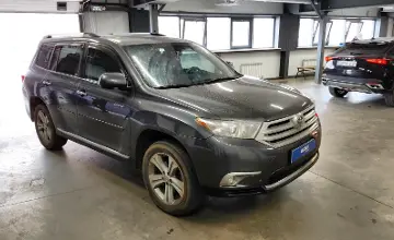 Toyota Highlander 2012 года за 11 500 000 тг. в Астана фото 2