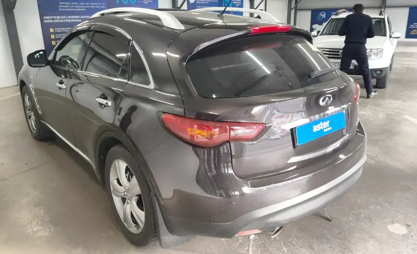 Infiniti FX 2008 года за 8 000 000 тг. в Астана фото 4