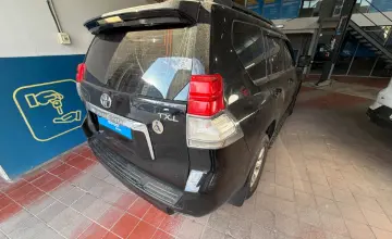 Toyota Land Cruiser Prado 2012 года за 14 000 000 тг. в Астана