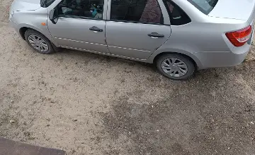 LADA (ВАЗ) Granta 2015 года за 3 500 000 тг. в Семей фото 3