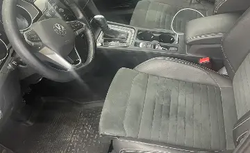 Volkswagen Passat 2022 года за 10 000 000 тг. в Астана фото 3