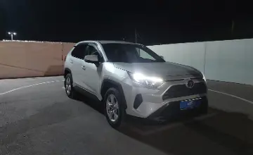 Toyota RAV4 2020 года за 14 000 000 тг. в Шымкент фото 2