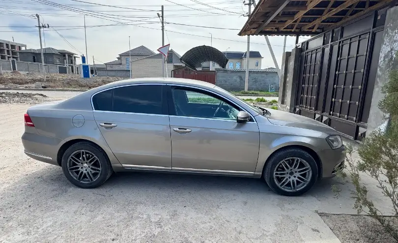 Volkswagen Passat 2012 года за 5 000 000 тг. в Шымкент фото 3