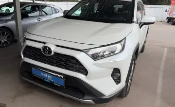 Toyota RAV4 2019 года за 14 500 000 тг. в Алматы фото 1