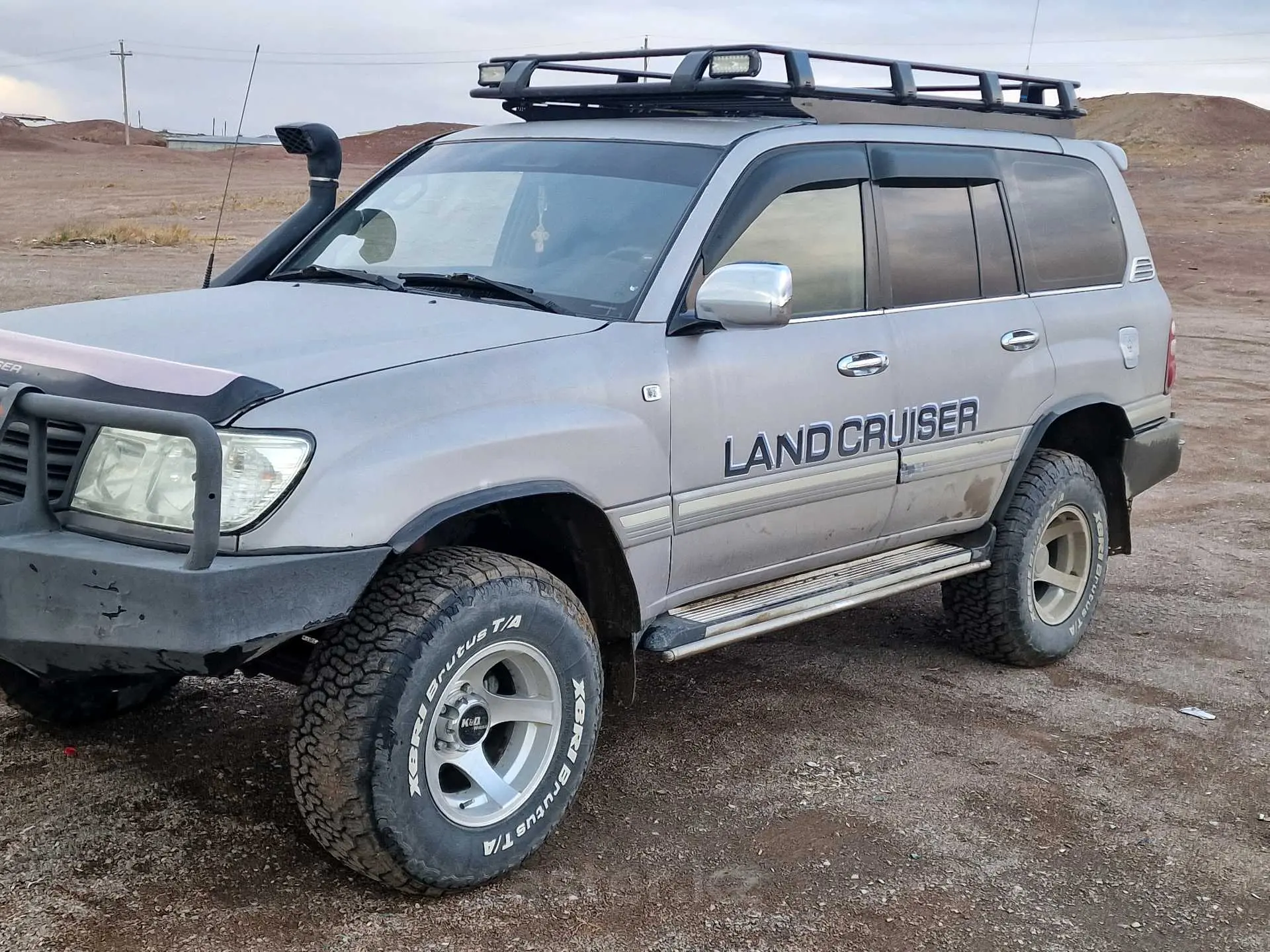 Toyota Land Cruiser 1999