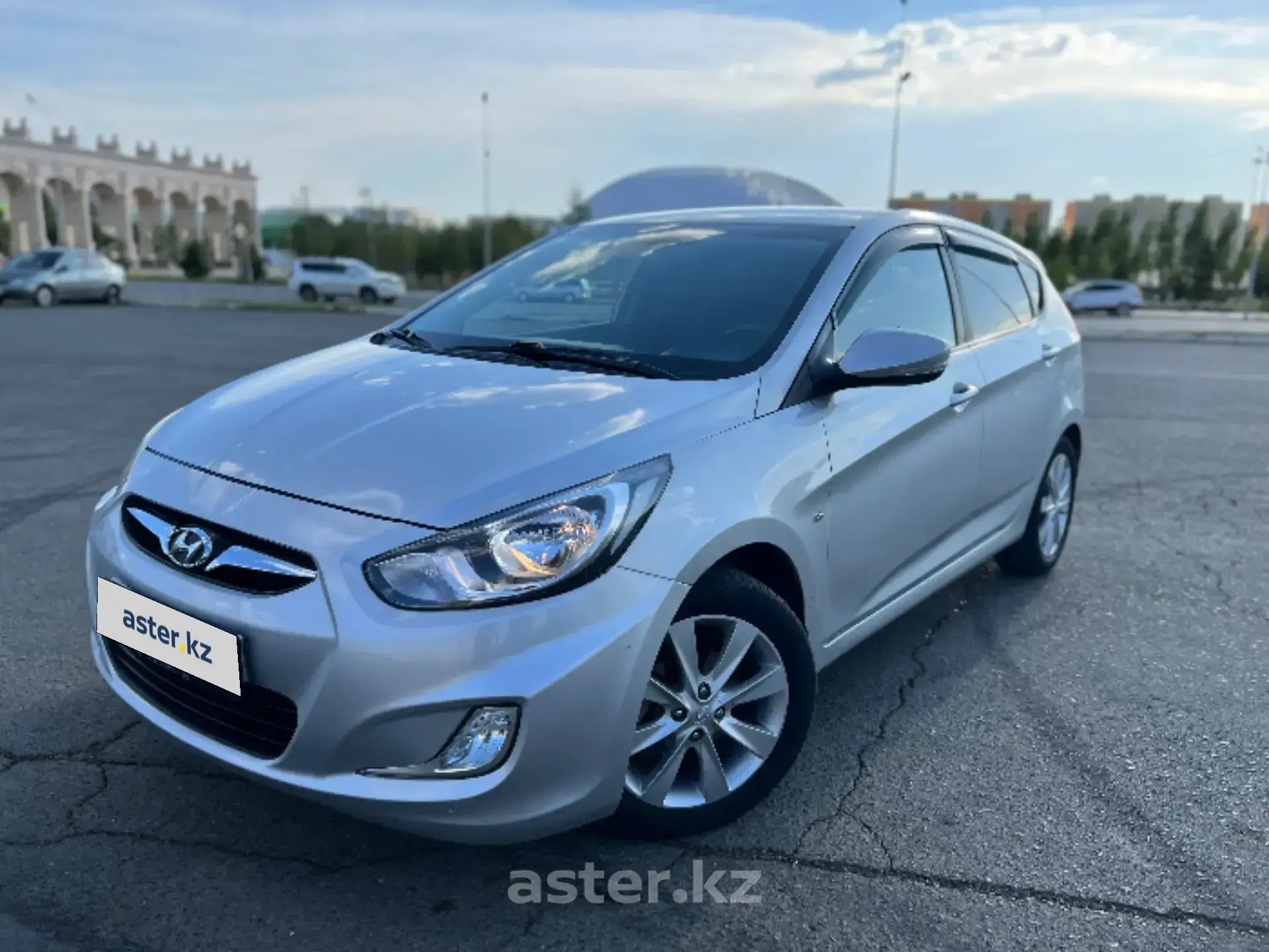 Hyundai Accent 2013