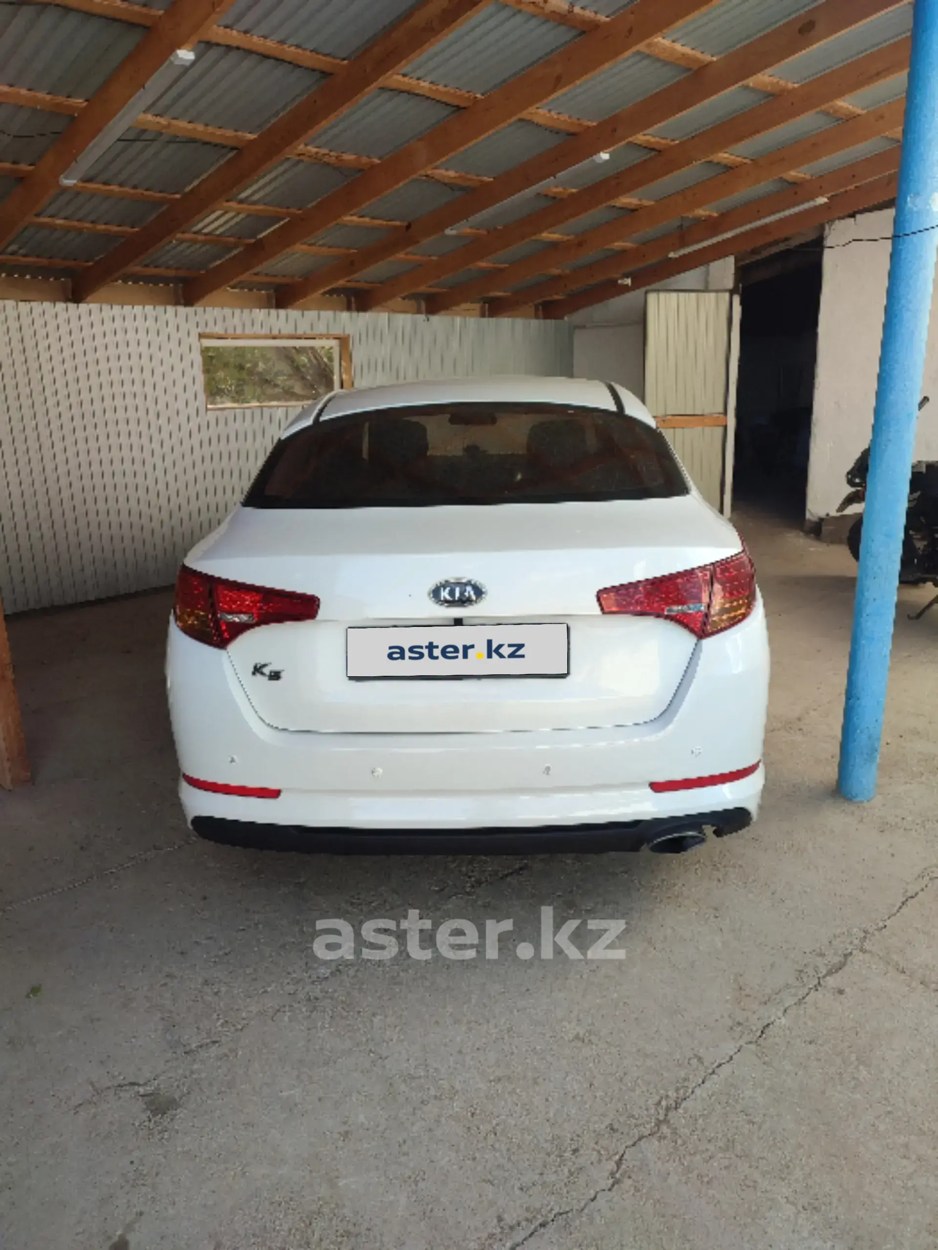 Kia K5 2010