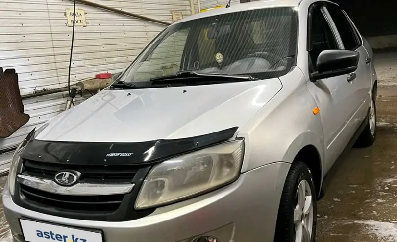 LADA (ВАЗ) Granta 2014 года за 2 500 000 тг. в Семей