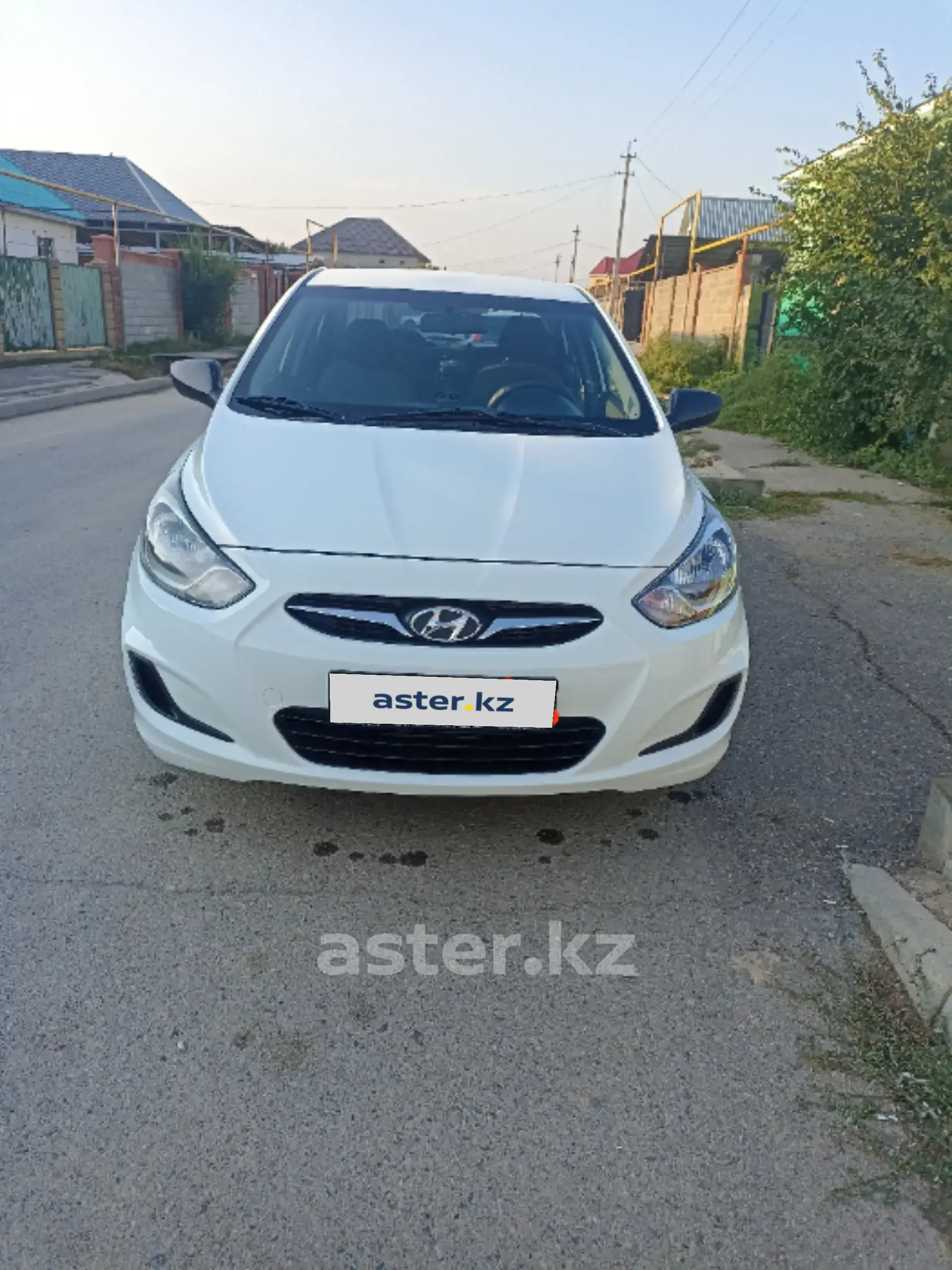 Hyundai Accent 2013