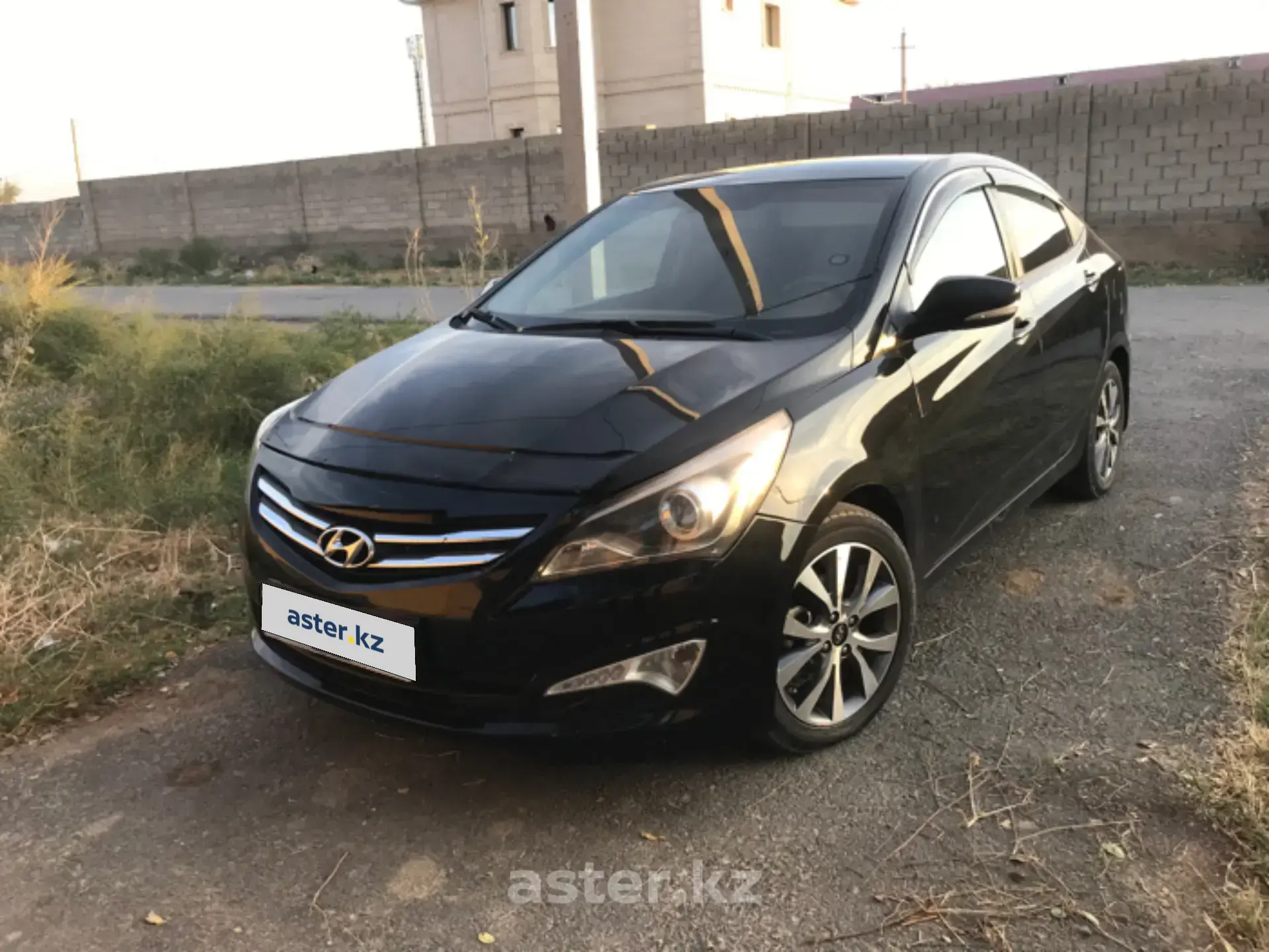 Hyundai Accent 2015