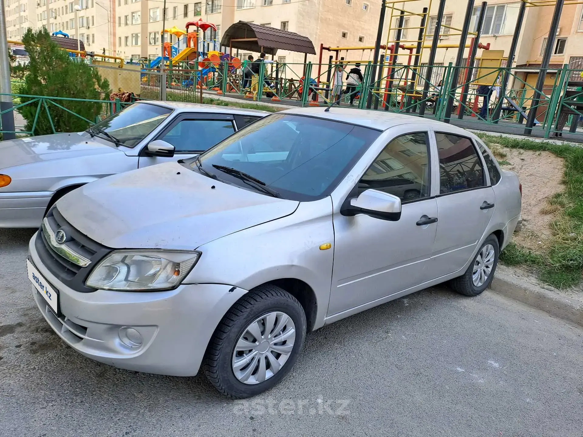 LADA (ВАЗ) Granta 2013