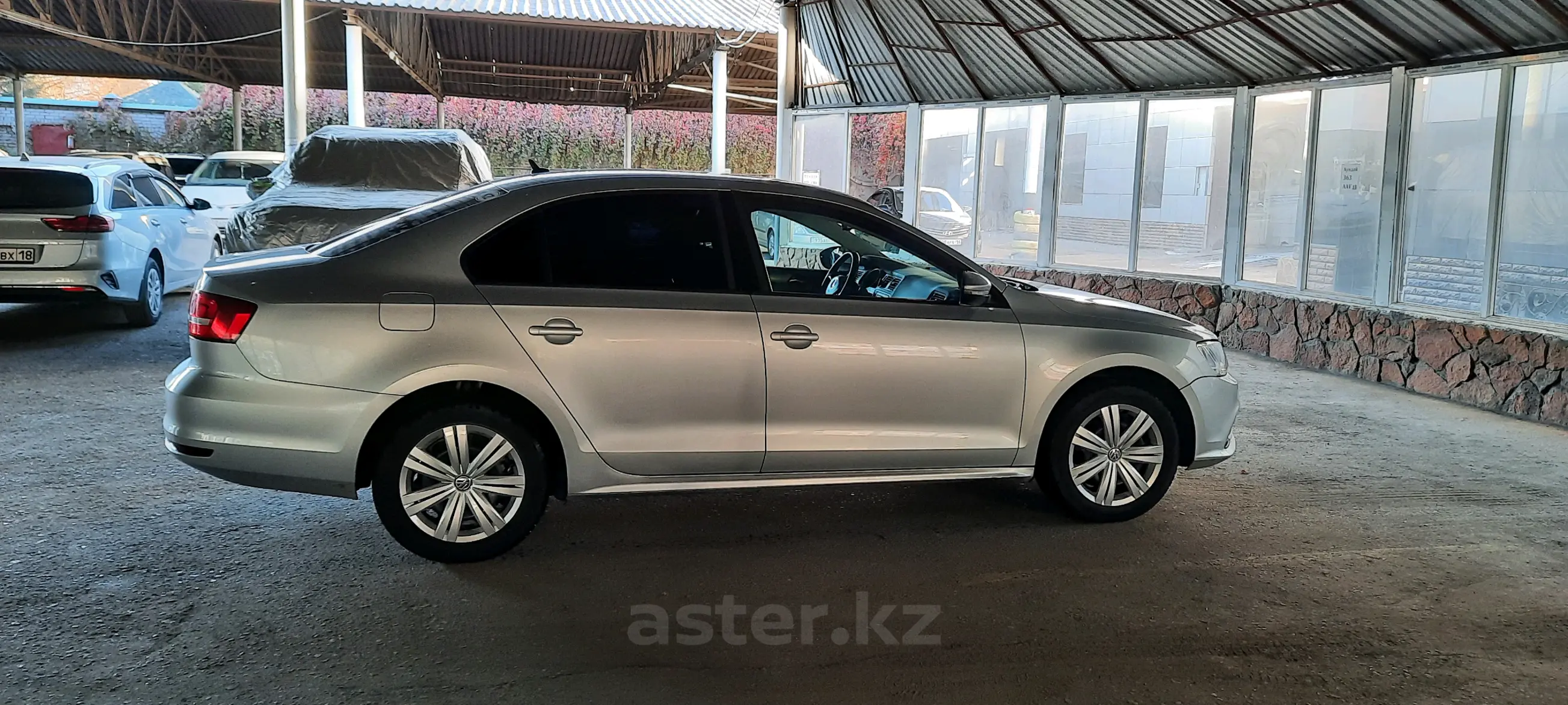 Volkswagen Jetta 2014