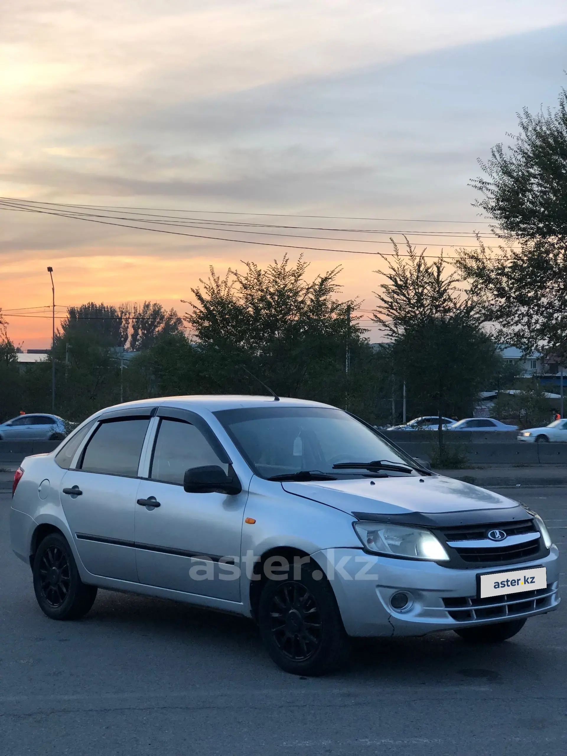 LADA (ВАЗ) Granta 2013