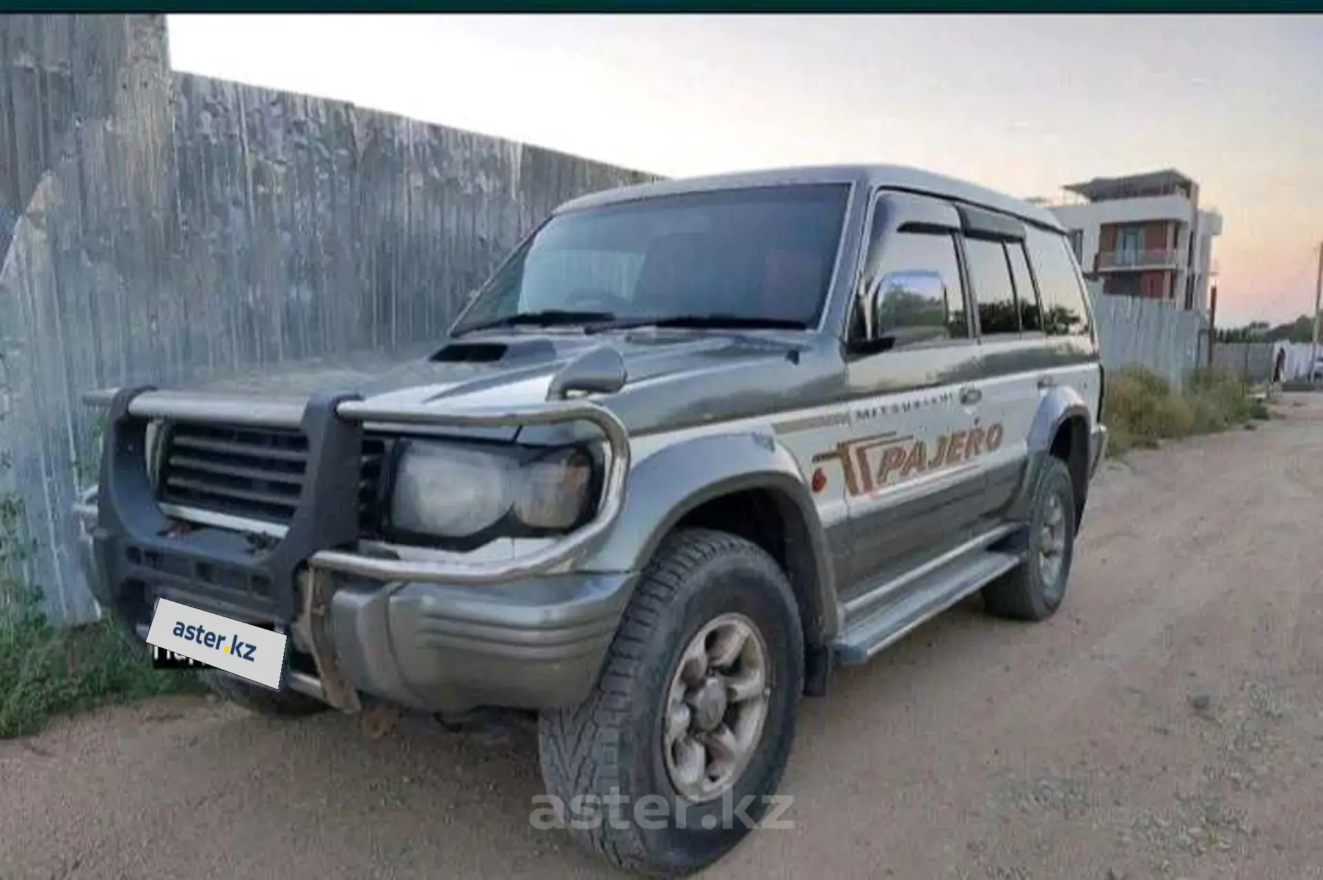 Mitsubishi Pajero 1996