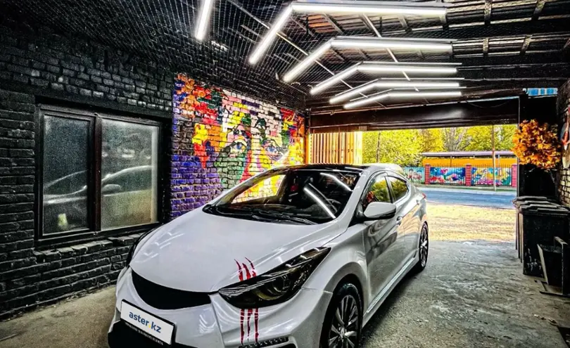 Hyundai Elantra 2013 года за 7 500 000 тг. в Шымкент