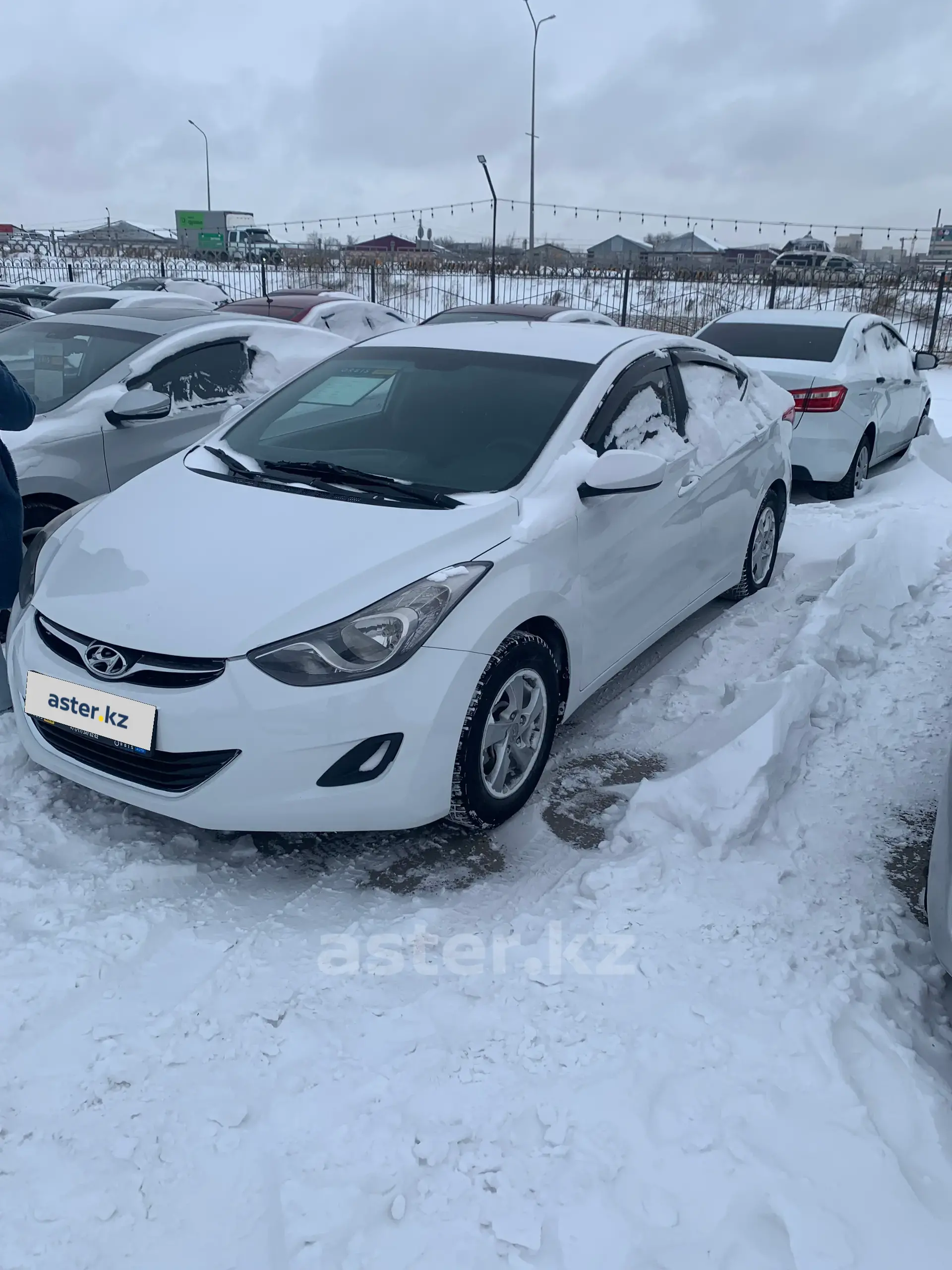 Hyundai Elantra 2013