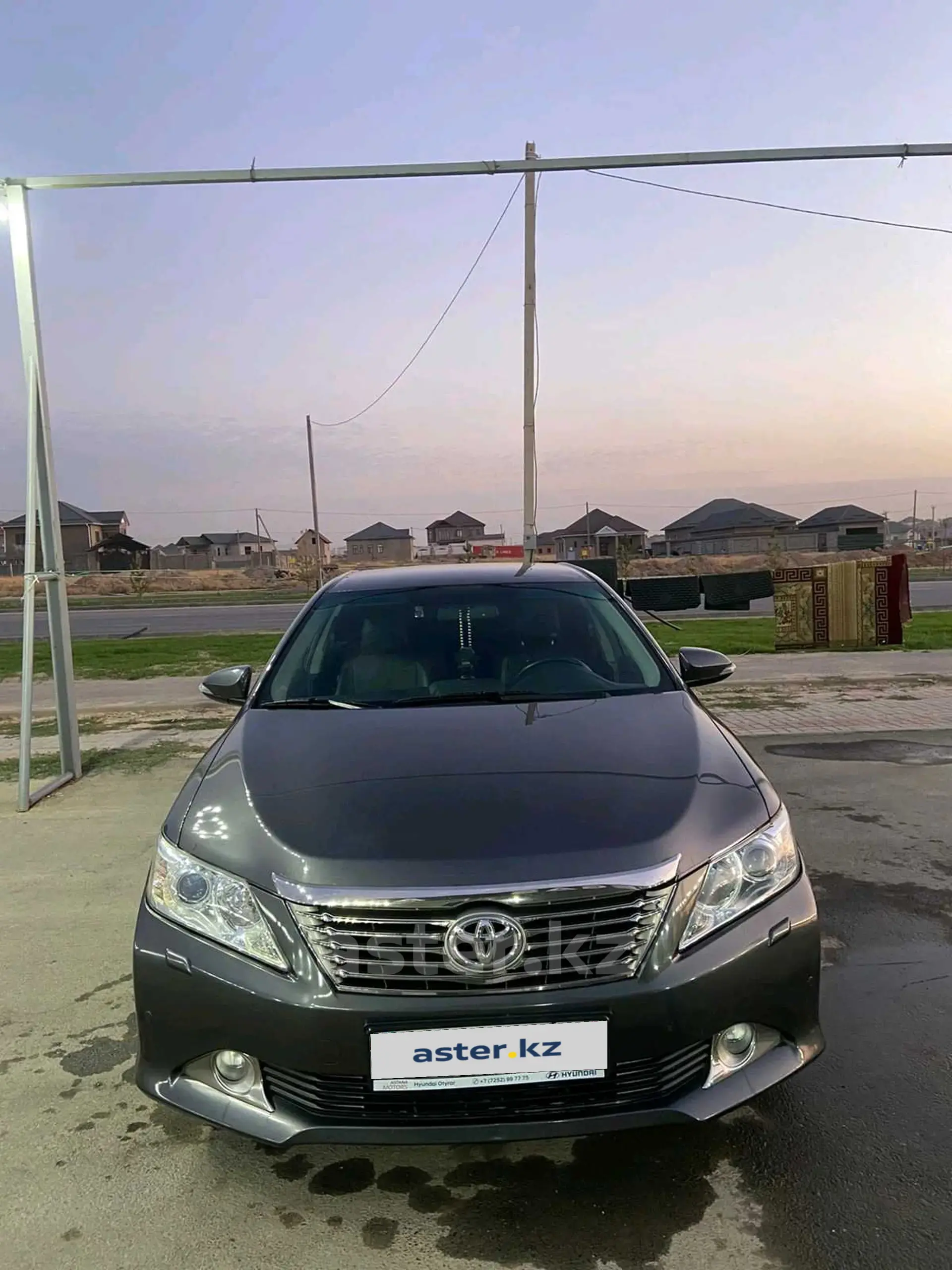 Toyota Camry 2012