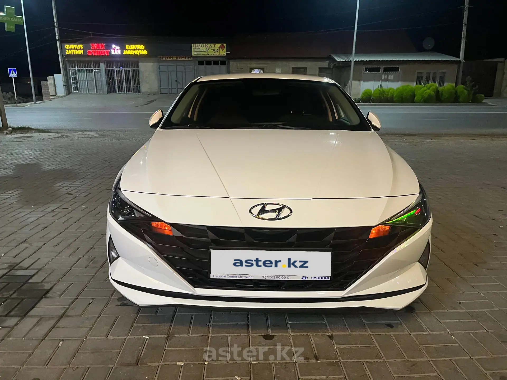 Hyundai Elantra 2022