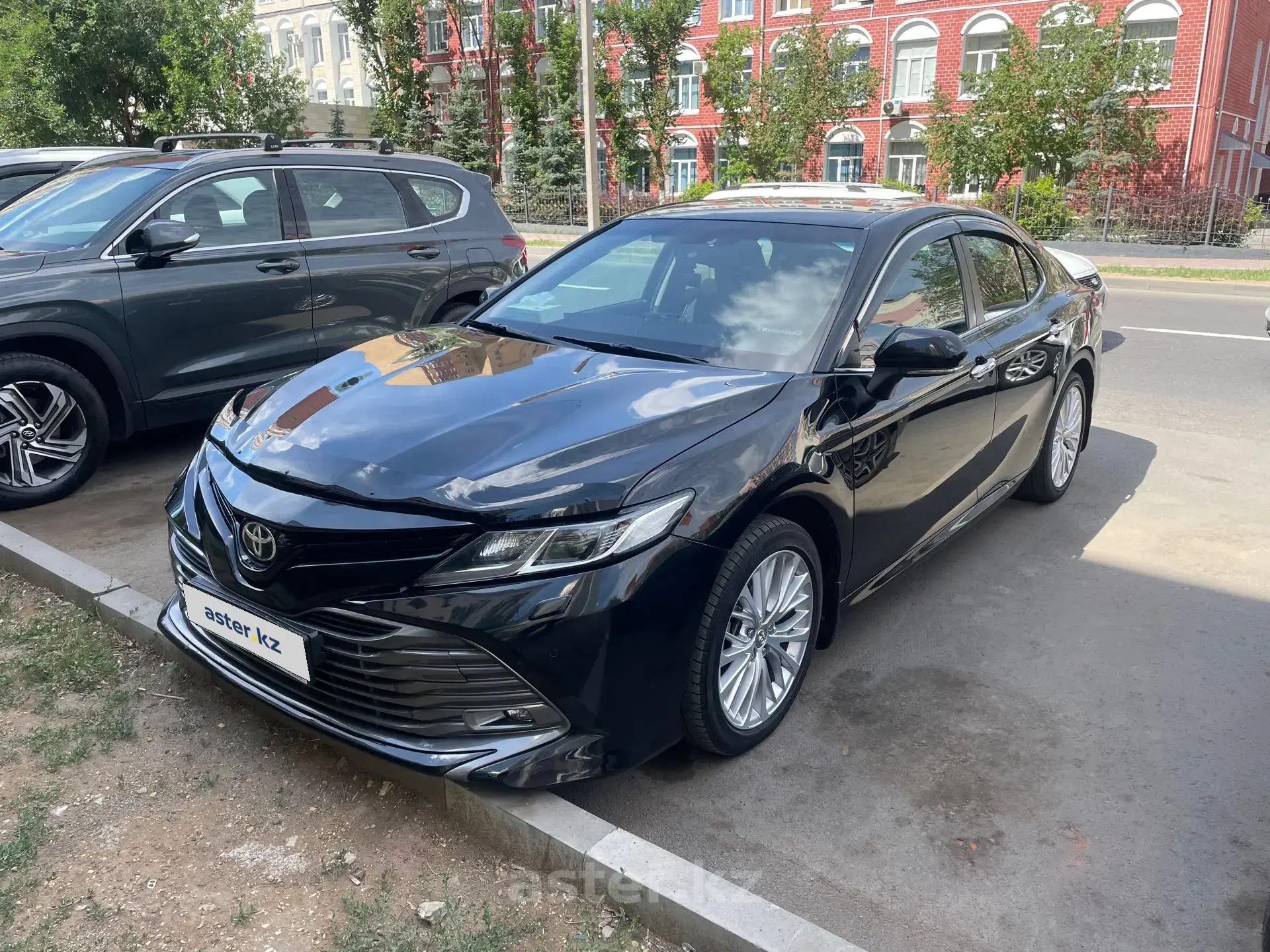 Toyota Camry 2019