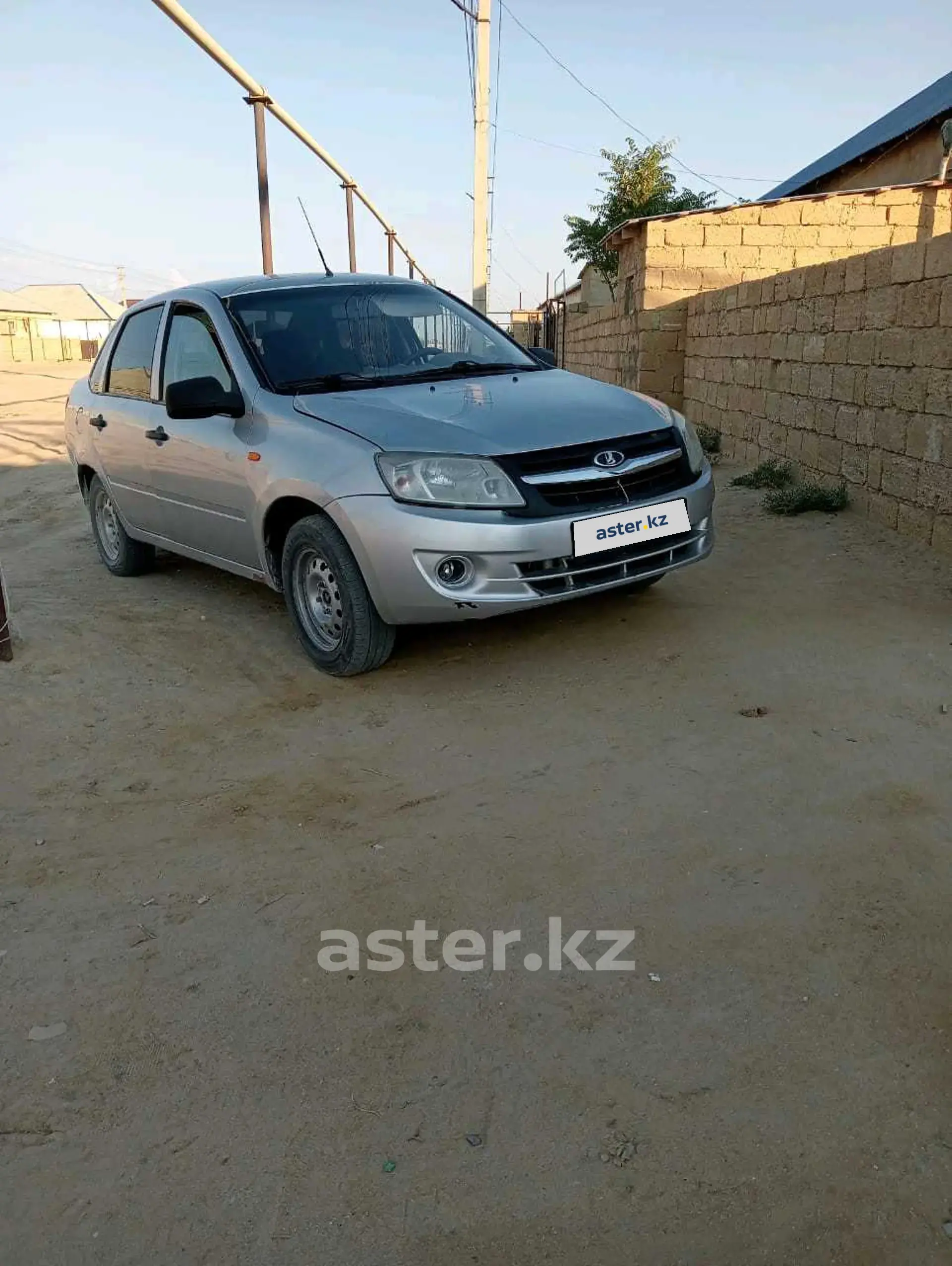 LADA (ВАЗ) Granta 2012