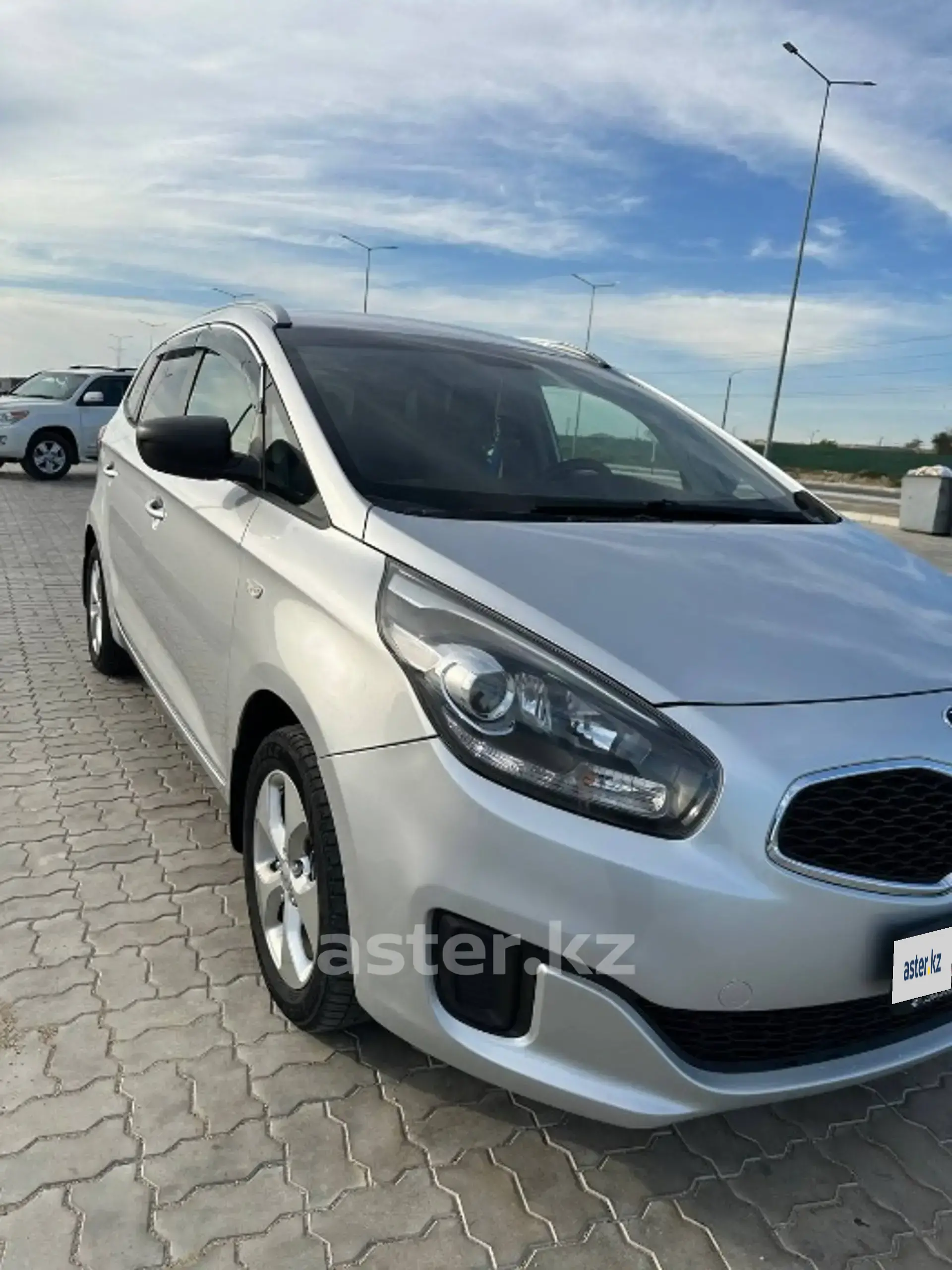 Kia Carens 2014