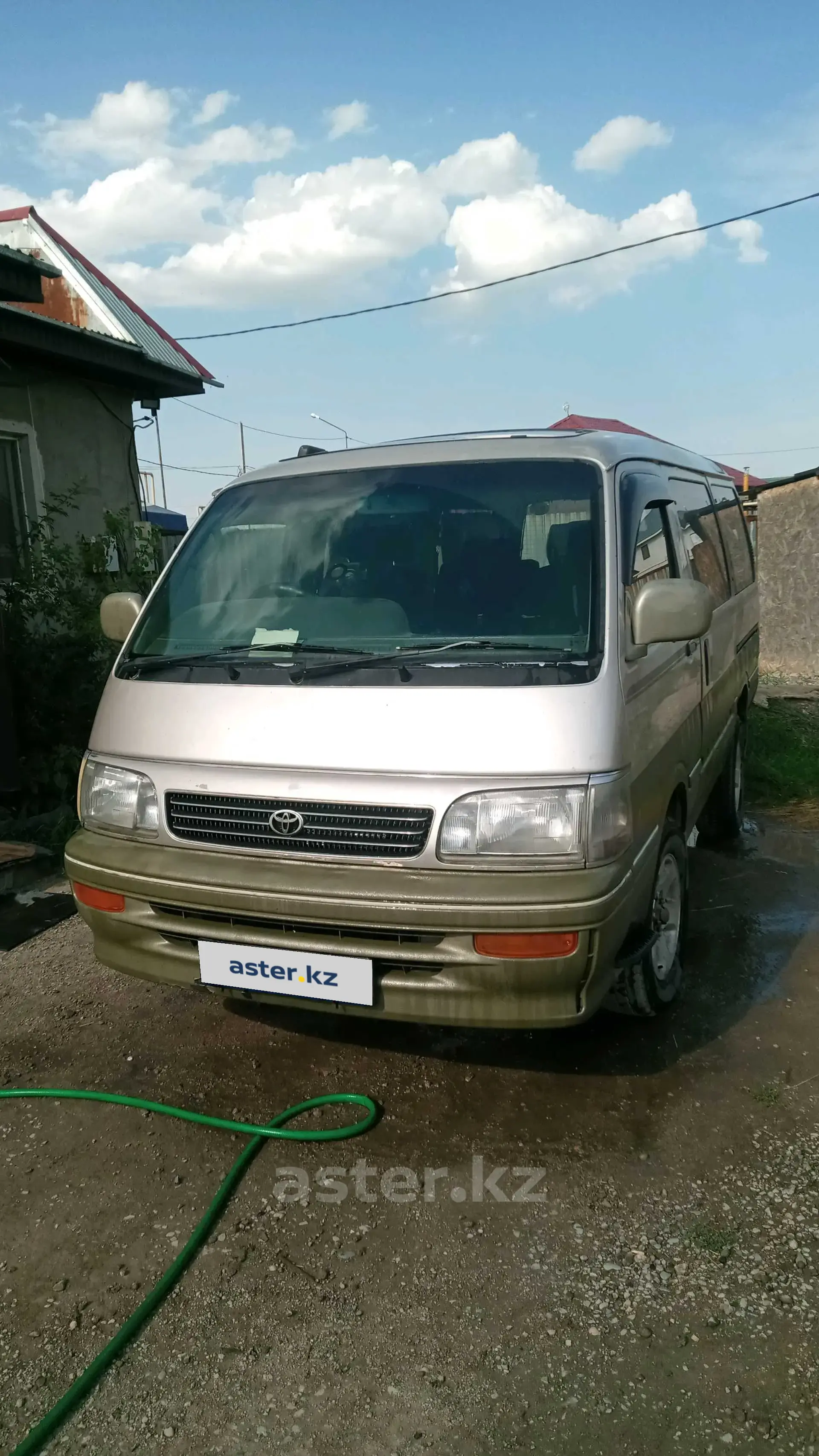 Toyota HiAce 1995