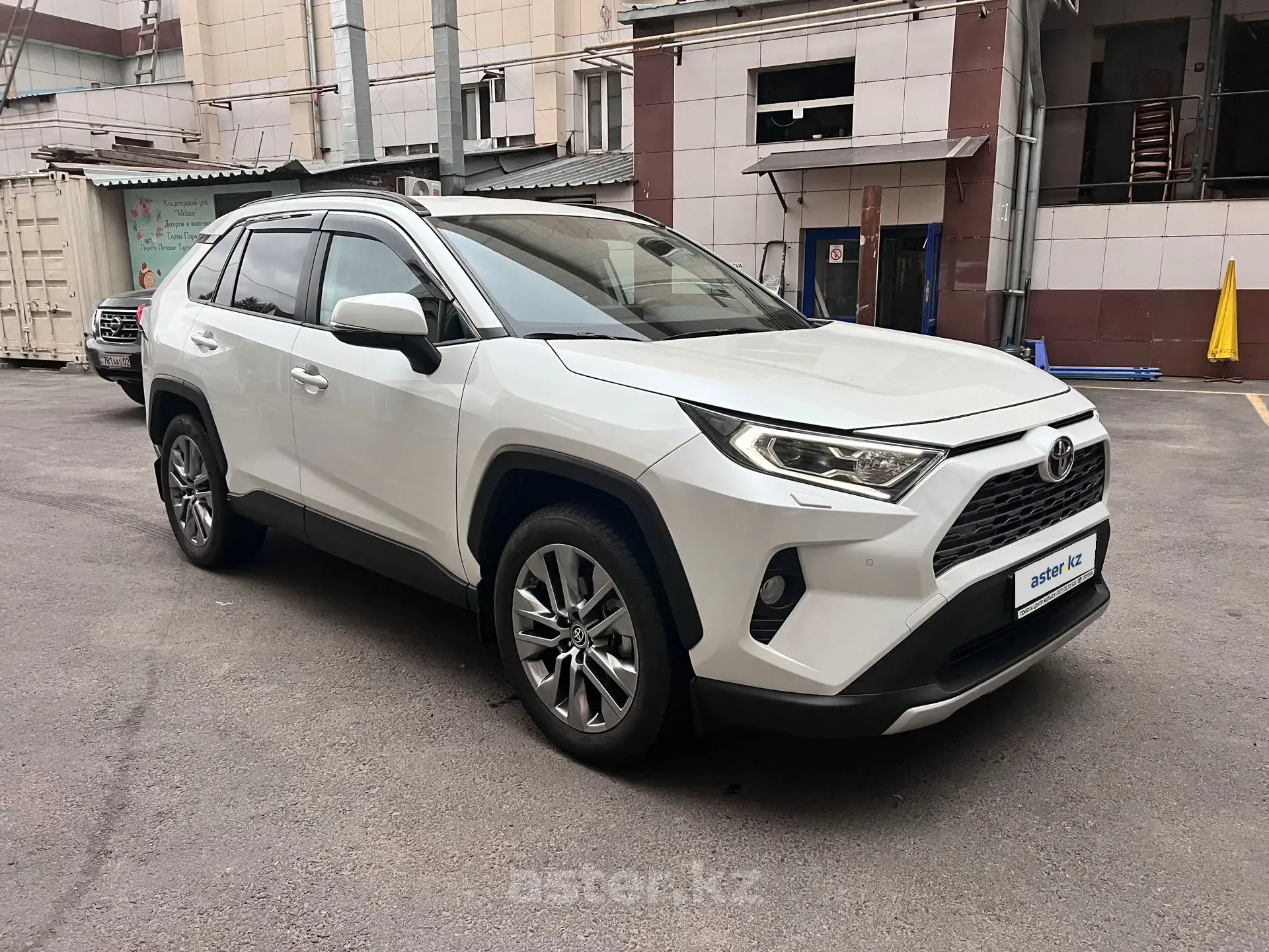 Toyota RAV4 2021