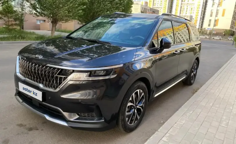 Kia Carnival 2021 года за 22 000 000 тг. в Астана