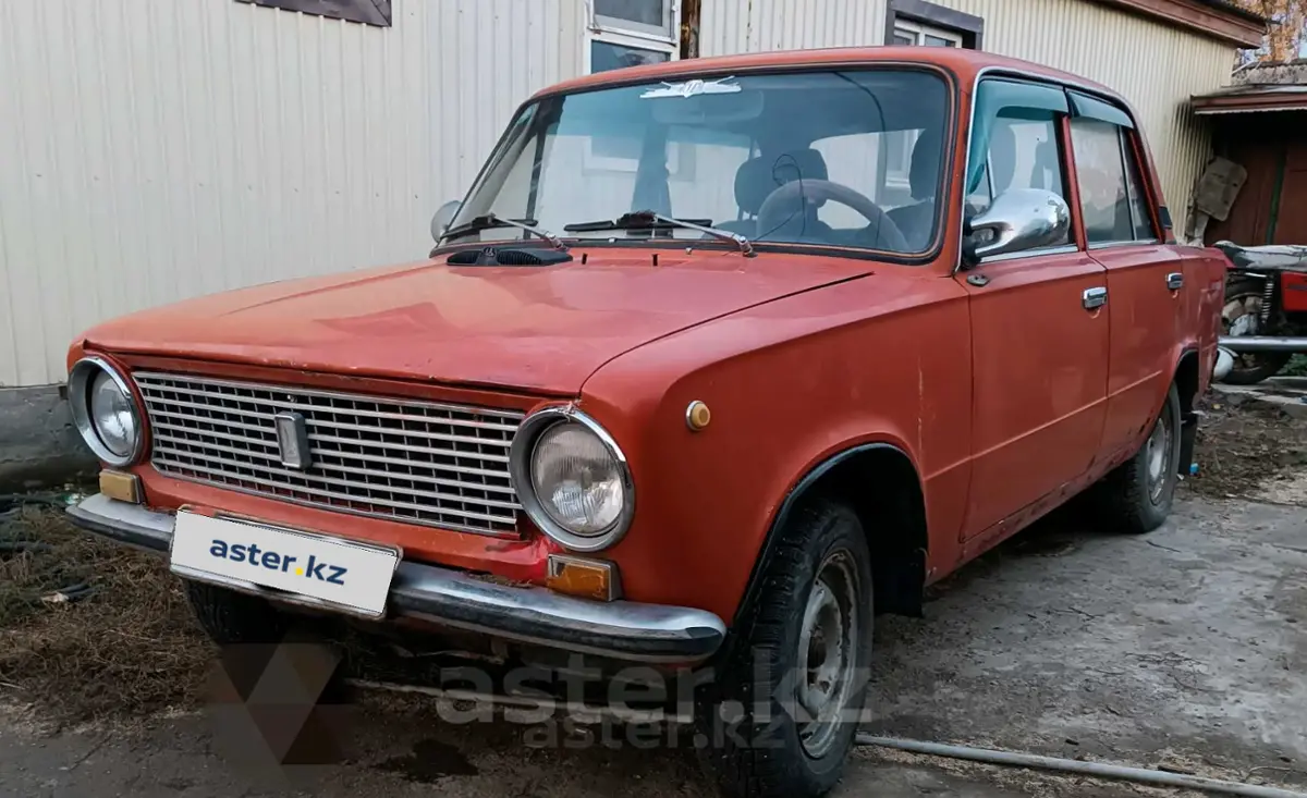 Купить LADA (ВАЗ) 2101 1982 года в Семее, цена 400000 тенге. Продажа LADA  (ВАЗ) 2101 в Семее - Aster.kz. №c924540