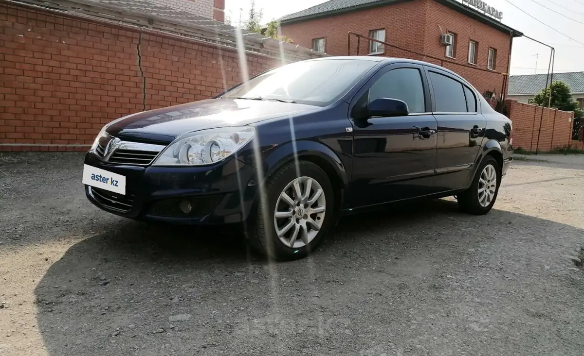 Купить Opel Astra 2008 года в Актюбинской области, цена 3500000 тенге.  Продажа Opel Astra в Актюбинской области - Aster.kz. №c925417