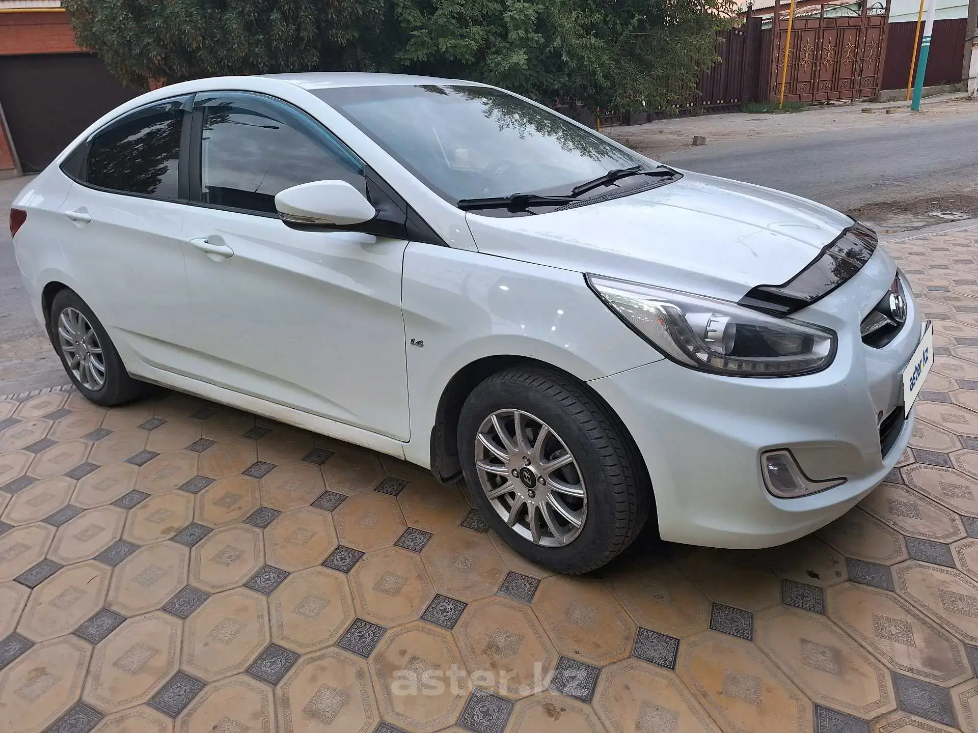 Hyundai Accent 2013