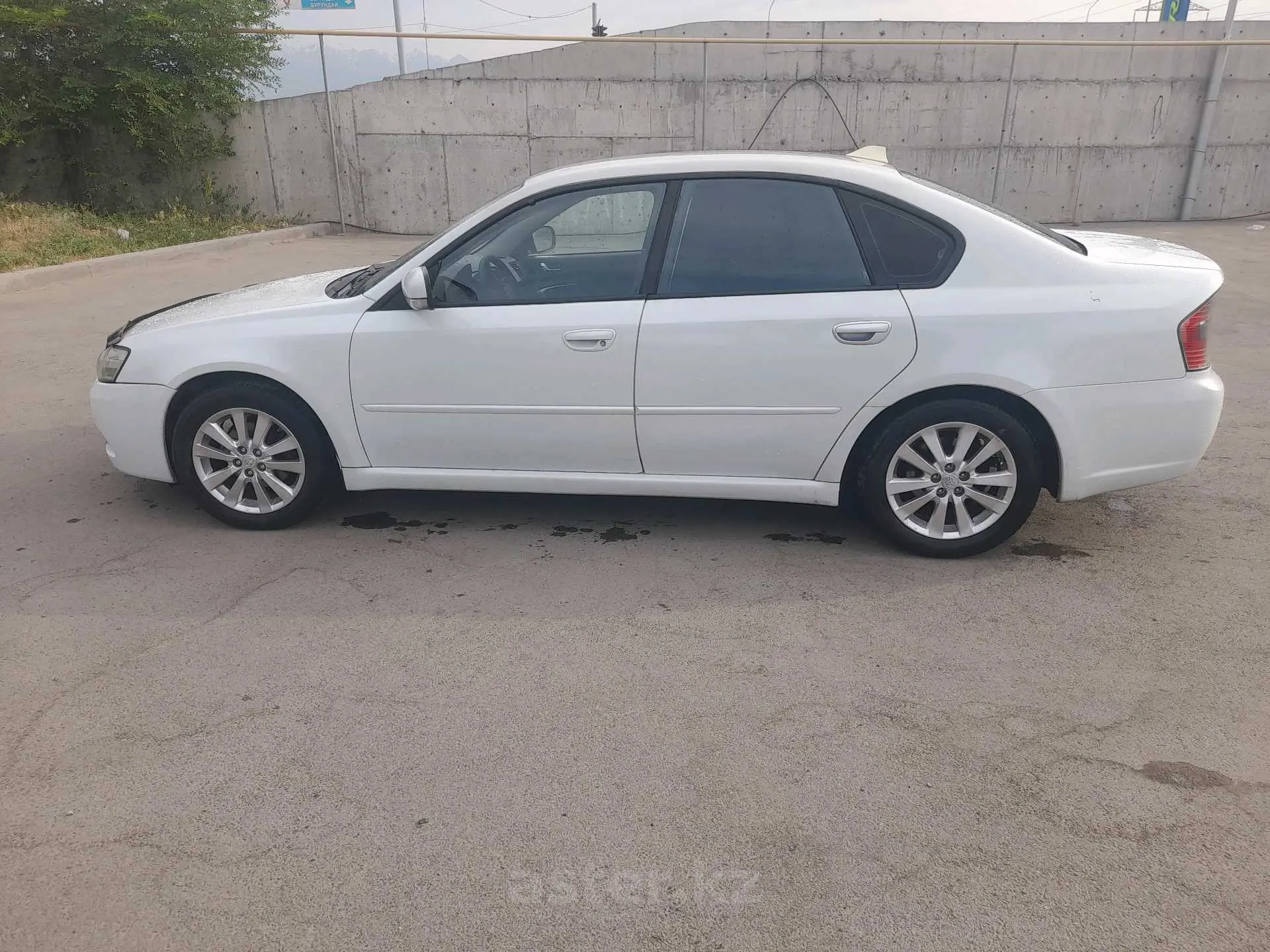 Subaru Legacy 2004