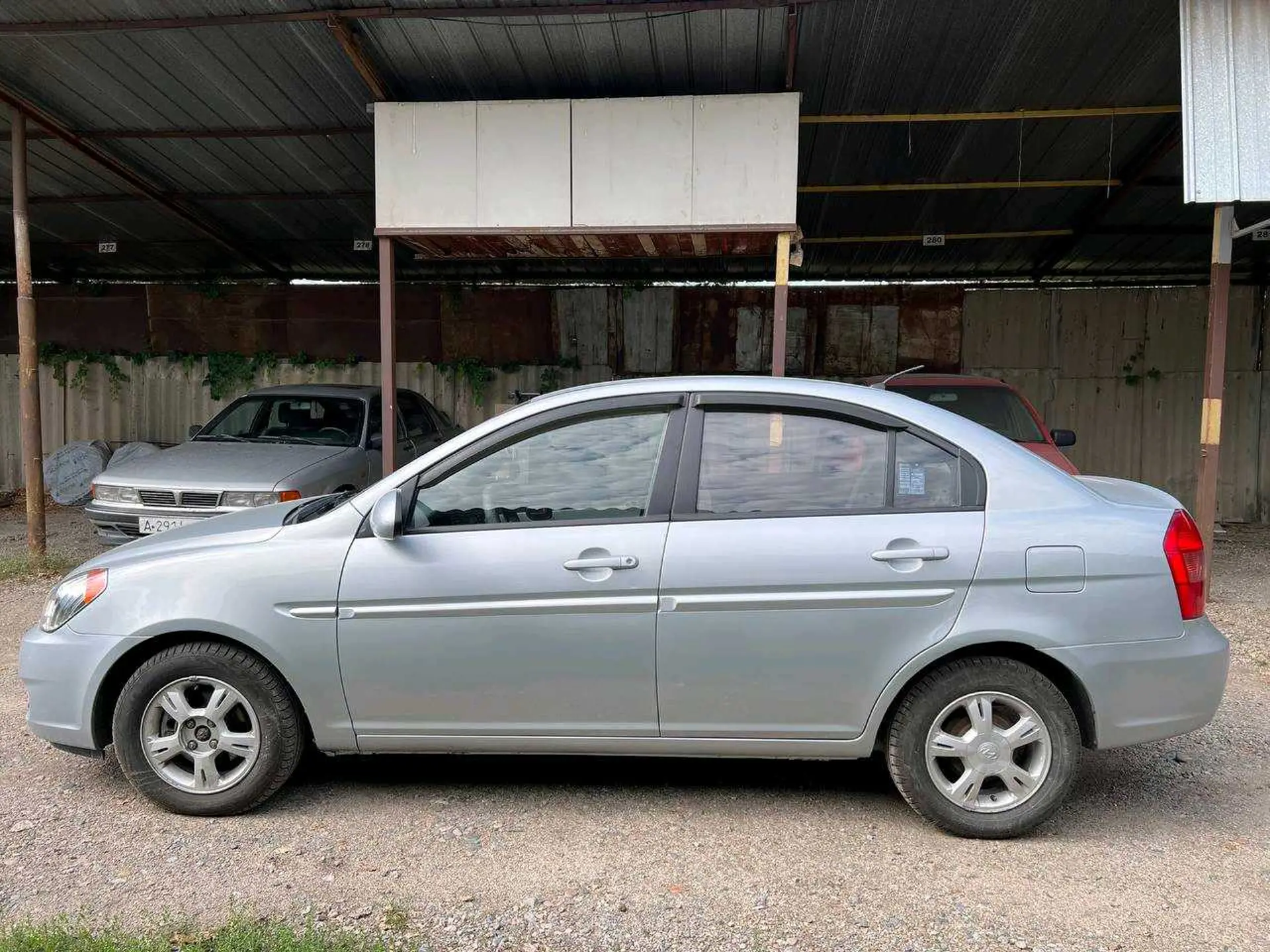 Hyundai Verna 2008