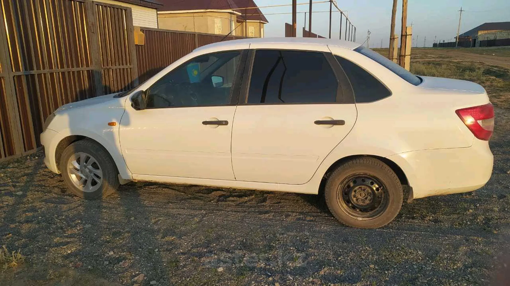 LADA (ВАЗ) Granta 2017