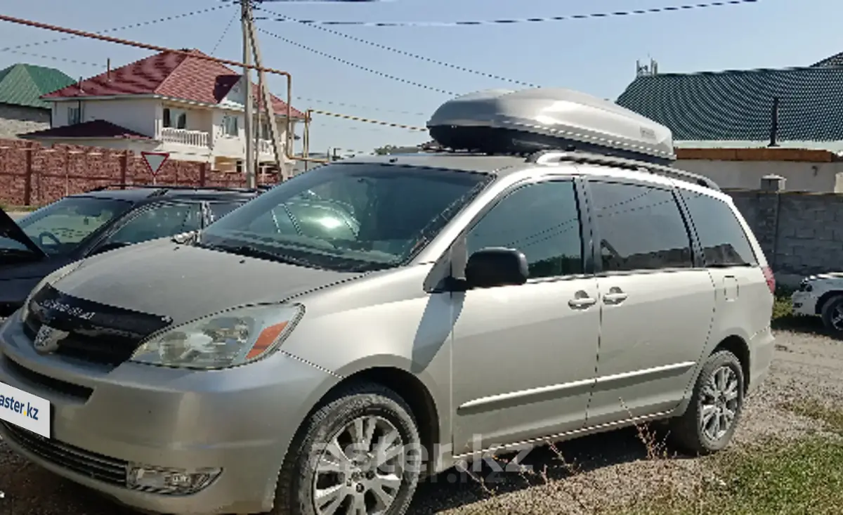 Toyota Sienna 2004