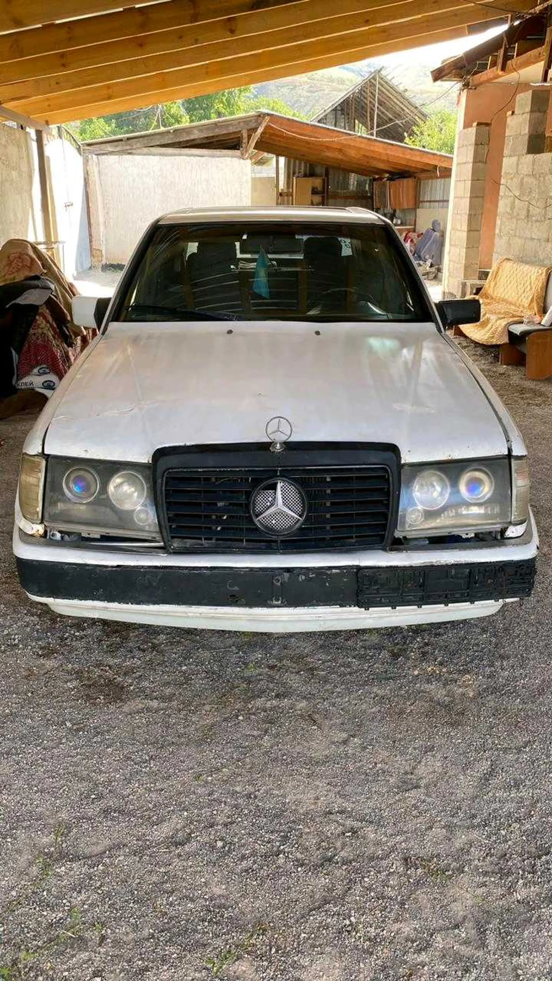 Mercedes-Benz W124 1991