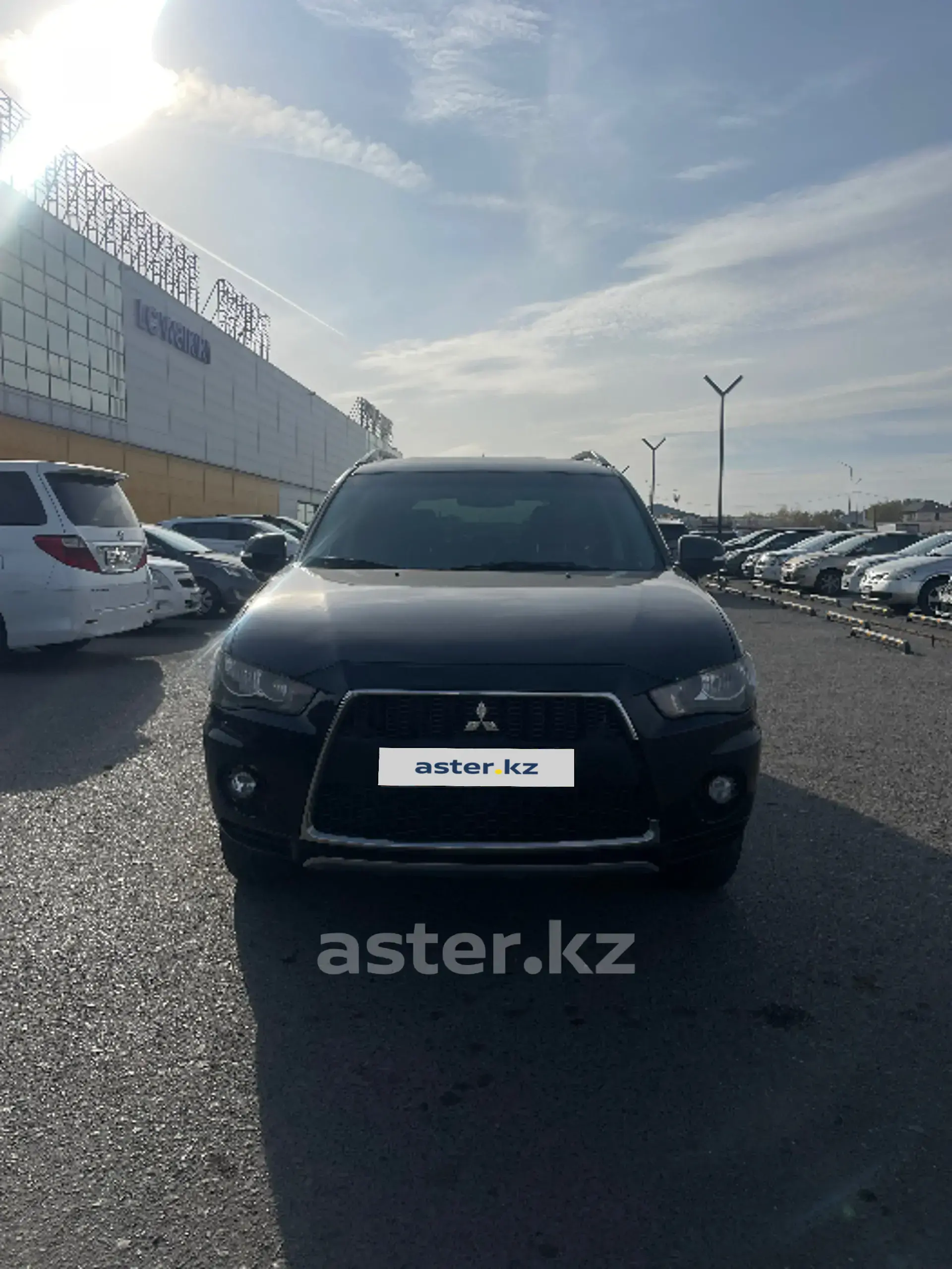 Mitsubishi Outlander 2011