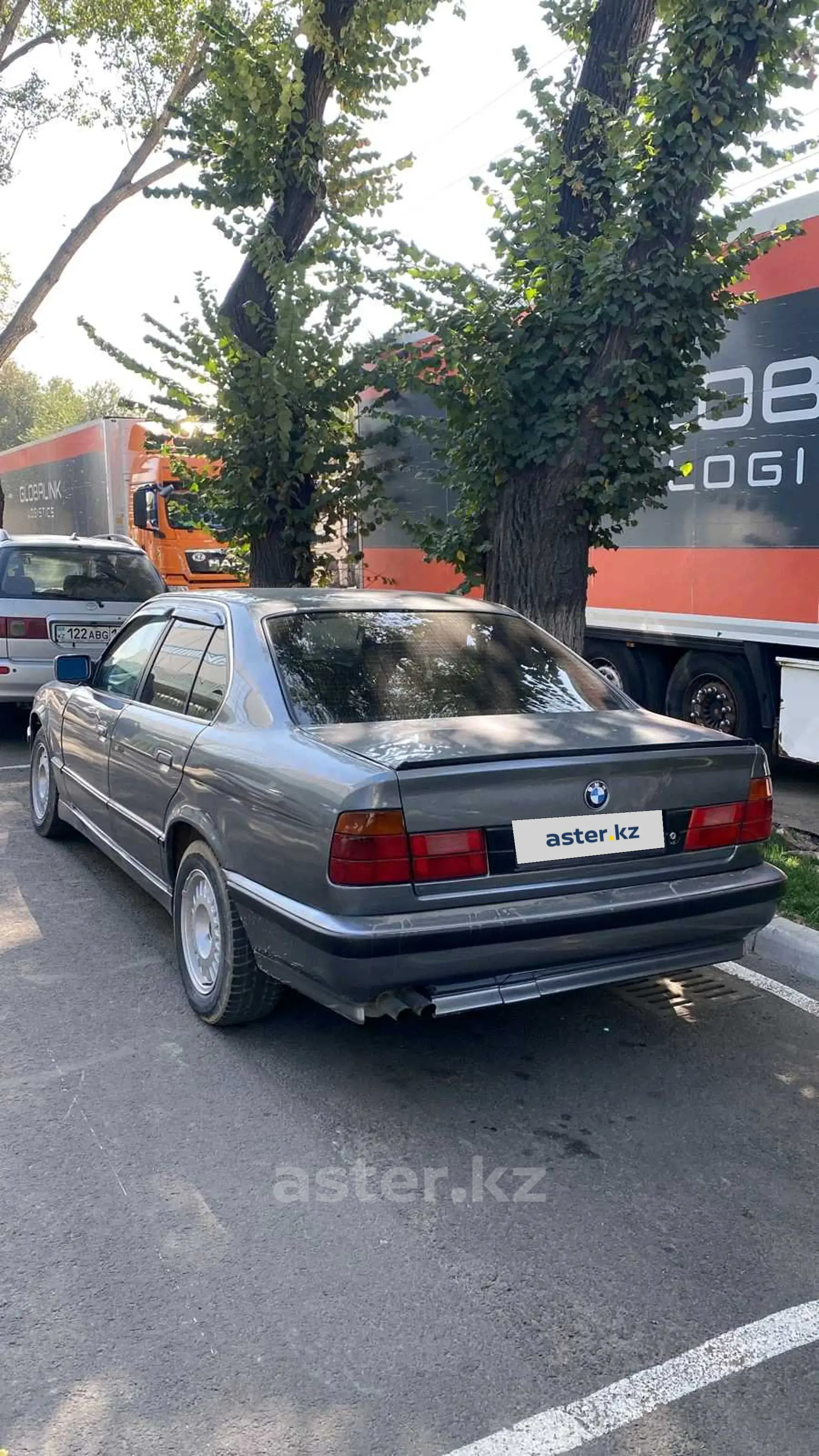 BMW 5 серии 1990