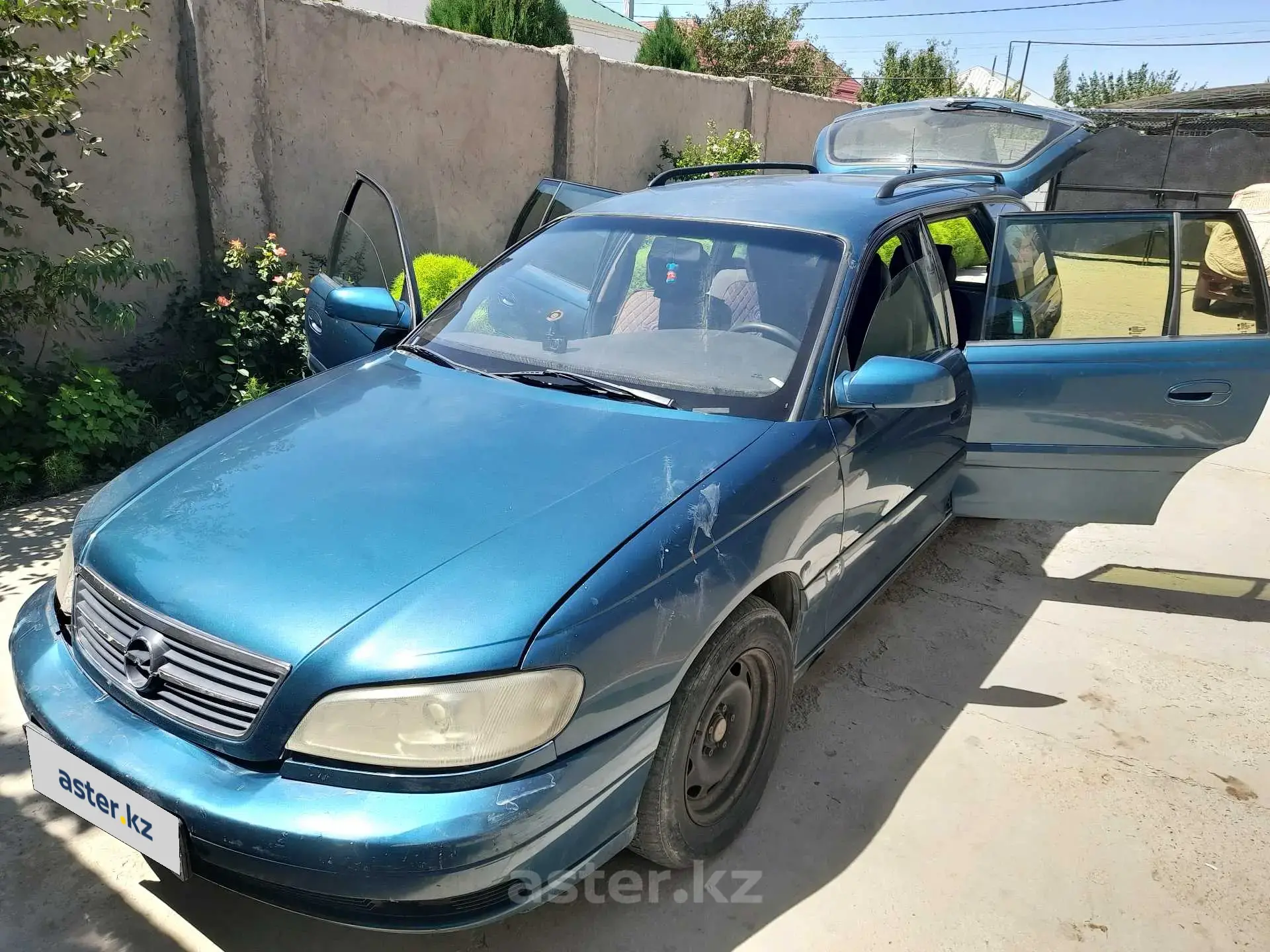 Opel Omega 2002