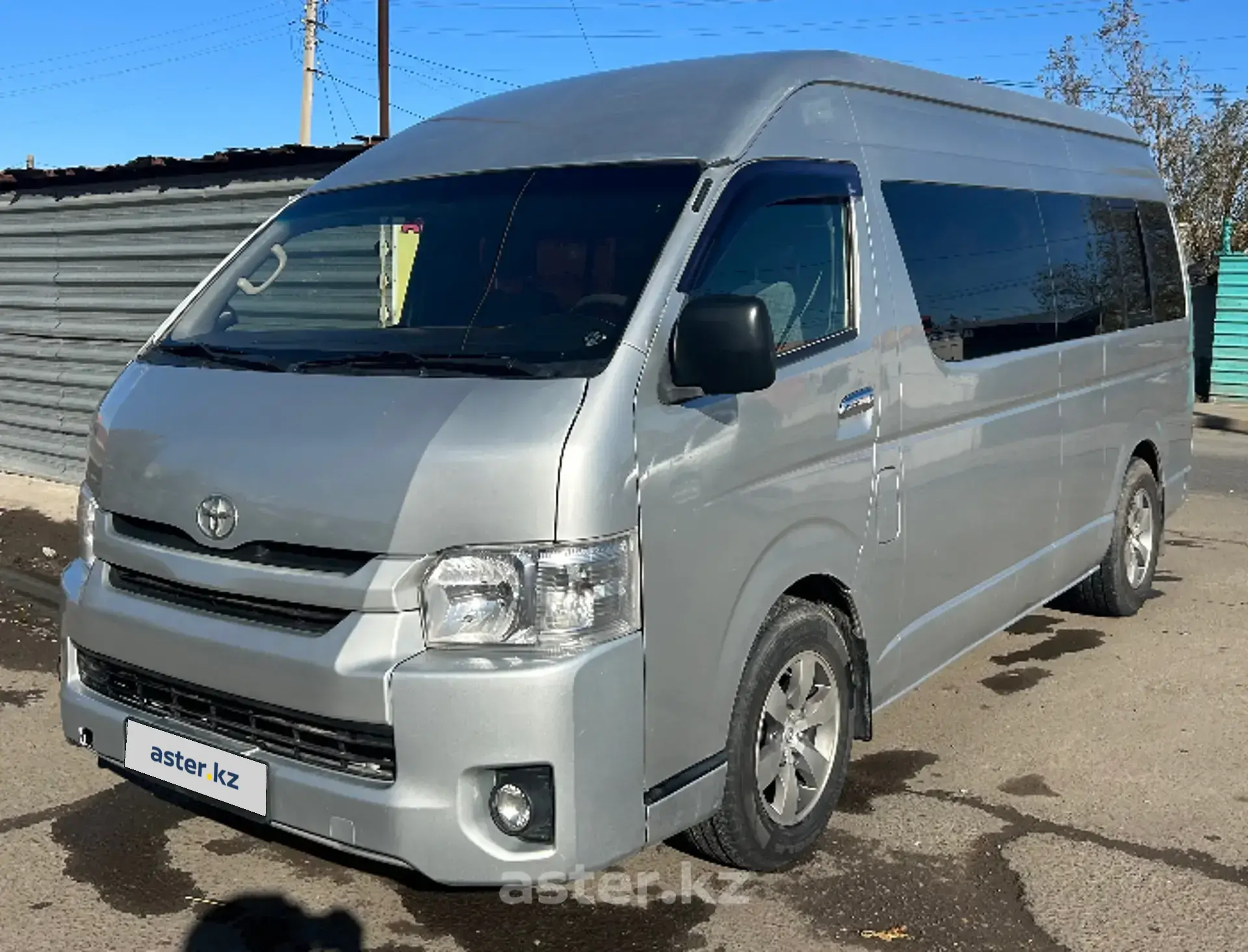 Toyota HiAce 2008